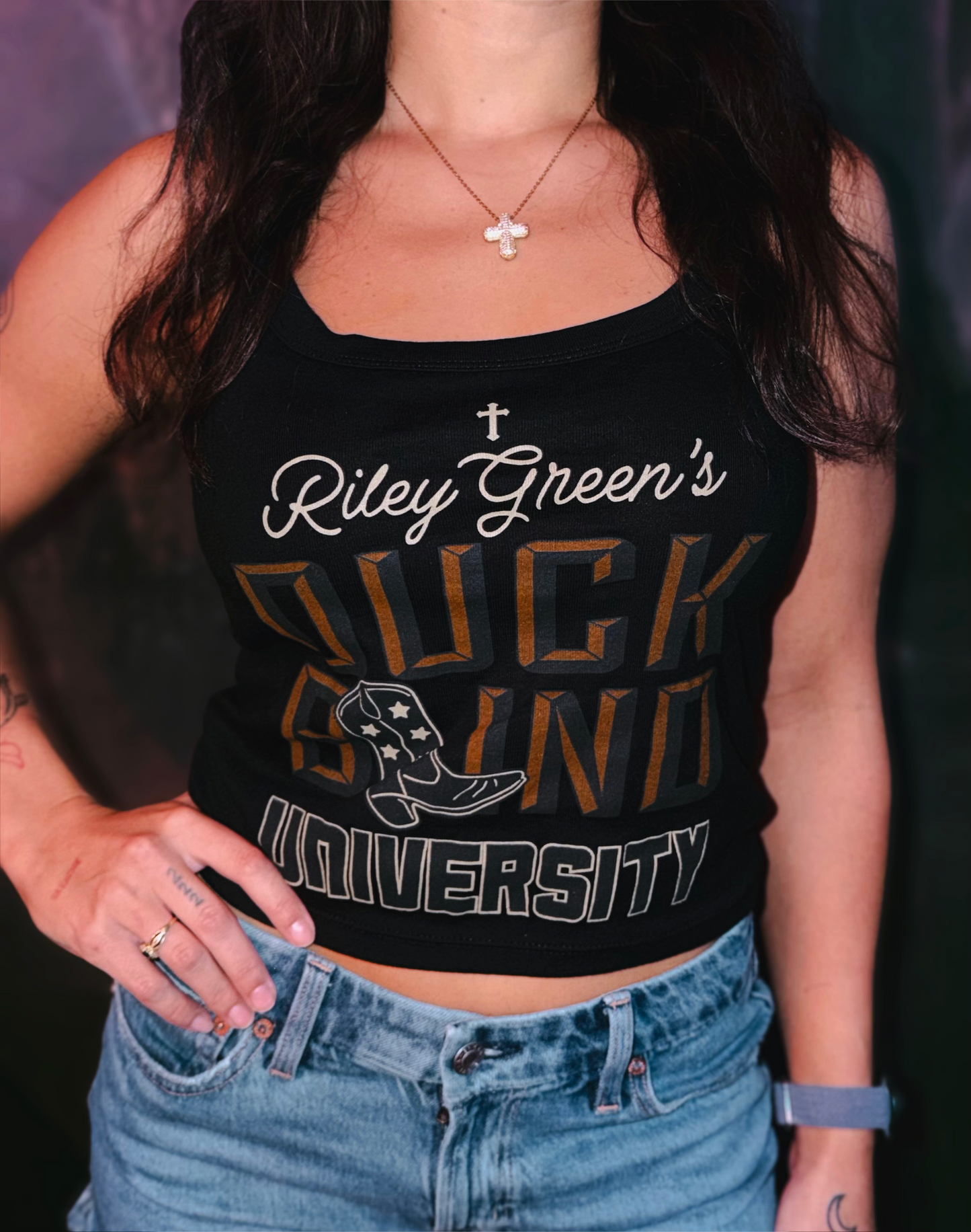 RG DB University Black Crop